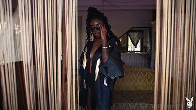 Model Sarissle in Little Luxuries